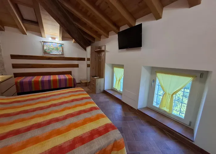 Il Castellaro Ai Sassi