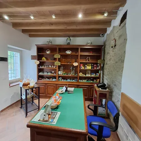 Il Castellaro Ai Sassi Rocca Malatina