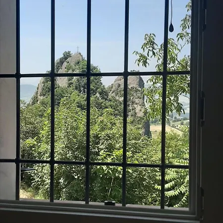 فندق مبيت وإفطار Il Castellaro Ai Sassi *