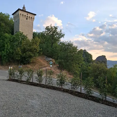 Il Castellaro Ai Sassi Bed & Breakfast