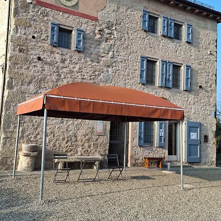 Il Castellaro Ai Sassi