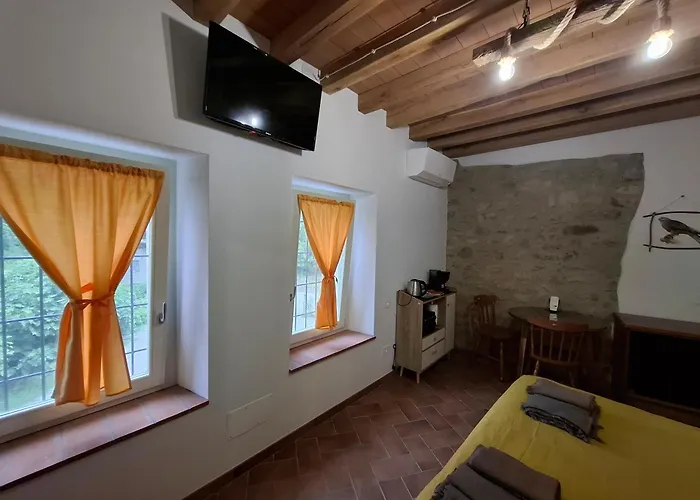 Il Castellaro Ai Sassi 3* Rocca Malatina