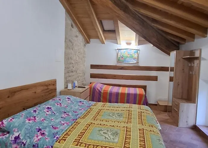 Il Castellaro Ai Sassi Rocca Malatina